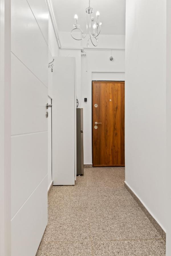 Brand New Studio - Old Town บูคาเรสต์ ภายนอก รูปภาพ