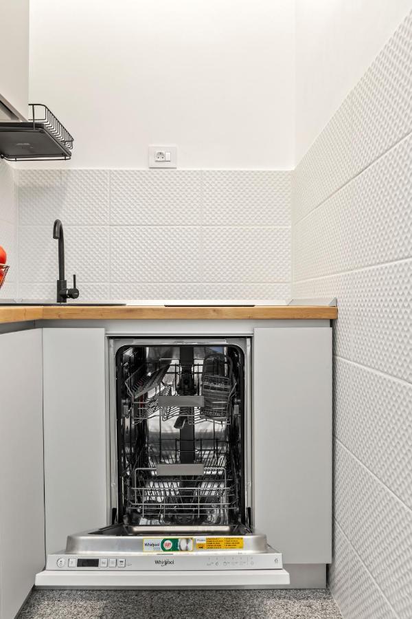 Brand New Studio - Old Town บูคาเรสต์ ภายนอก รูปภาพ